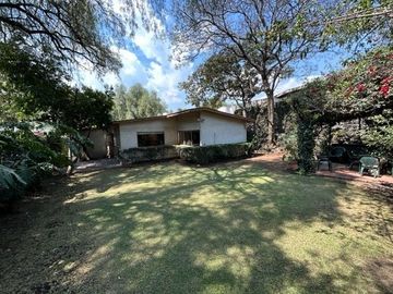 CASA EN VENTA EN JARDINES DEL PEDREGAL