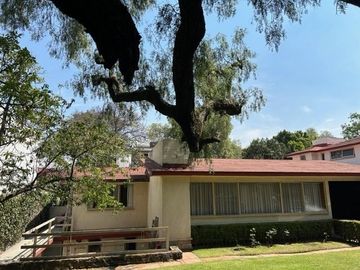 CASA EN VENTA EN JARDINES DEL PEDREGAL