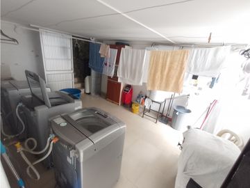 VENTA CASA CON RENTA VERSALLES MANIZALES | CASA COMERCIAL MANIZALES