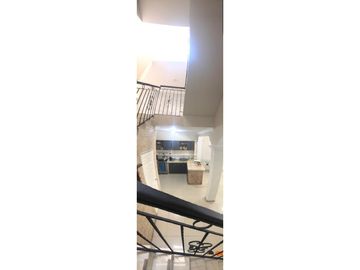 CASA - BARRIO CALIMA - CALI