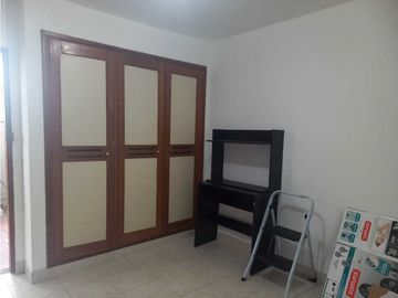Vendo Boston  Casa  Conjunto