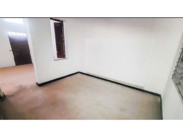 Casa antigua sector Comercial