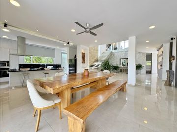 VENTA Casa en Zona Norte, Manzanillo del Mar, Condominio Palma Real