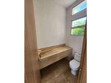 VENTA DE CASA EN CONJUNTO RESIDENCIAL SOBRE LA VIA  MONTERIA - CERETE