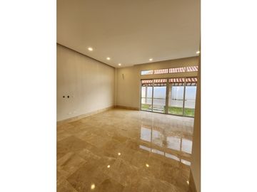 VENTA DE CASA EN CONJUNTO RESIDENCIAL SOBRE LA VIA  MONTERIA - CERETE