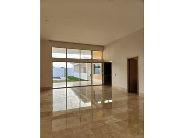 VENTA DE CASA EN CONJUNTO RESIDENCIAL SOBRE LA VIA  MONTERIA - CERETE