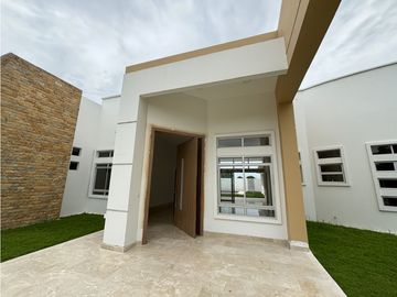 VENTA DE CASA EN CONJUNTO RESIDENCIAL SOBRE LA VIA  MONTERIA - CERETE