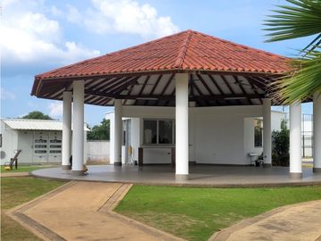 VENTA DE CASA EN CONJUNTO RESIDENCIAL SOBRE LA VIA  MONTERIA - CERETE