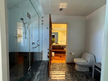 CASA EN VENTA LOMAS DEL VALLE SAN PEDRO
