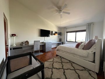 CASA EN VENTA LOMAS DEL VALLE SAN PEDRO