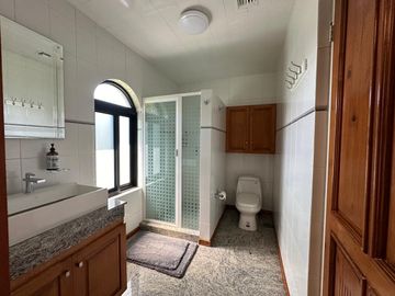 CASA EN VENTA LOMAS DEL VALLE SAN PEDRO