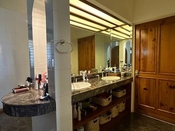 CASA EN VENTA LOMAS DEL VALLE SAN PEDRO