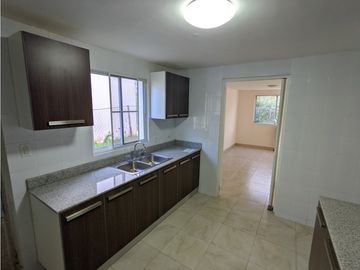 VENDO CASA VACAMONTE PH PLAYA DORADA  4 REC LB