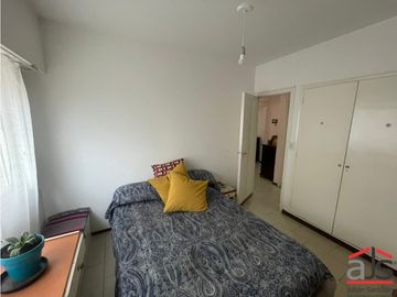 Venta departamento de dos ambientes a la calle!!!!