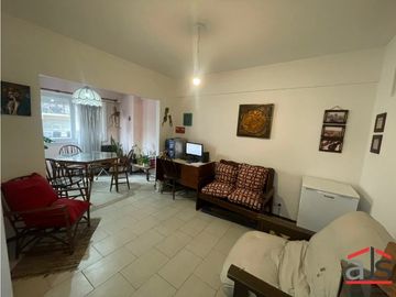 Venta departamento de dos ambientes a la calle!!!!