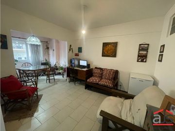 Venta departamento de dos ambientes a la calle!!!!