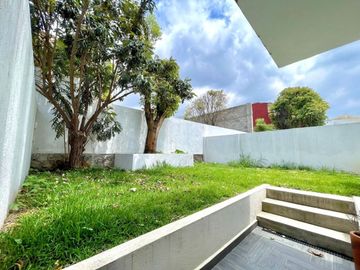 Casa en Fraccionamiento en Lomas de Ahuatlán Cuernavaca - M2AI-665-Fr