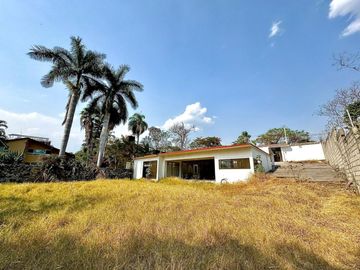 Casa Sola en Pedregal de las Fuentes Jiutepec - M2AI-752-Cs