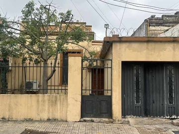 Casa en venta en Lanus Oeste