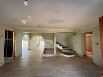 Venta Casa para Remodelar 8D/5B - Padre Hurtado