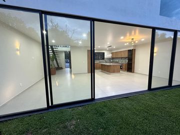 Casa de lujo en Privanza, Solares en Venta