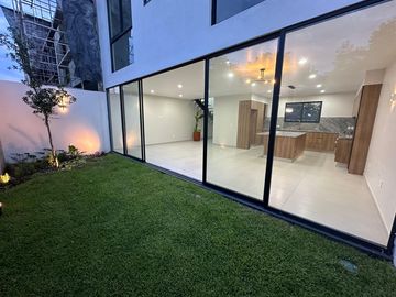 Casa de lujo en Privanza, Solares en Venta