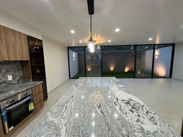 Casa de lujo en Privanza, Solares en Venta