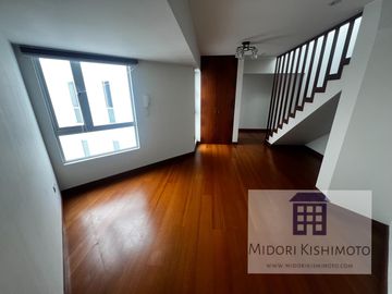 Exclusivo Penthouse con Terraza con Amplio Jardín