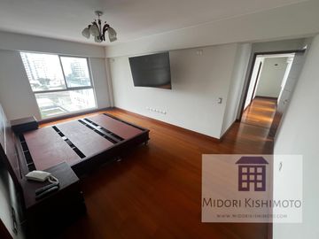 Exclusivo Penthouse con Terraza con Amplio Jardín