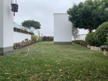 Exclusivo Penthouse con Terraza con Amplio Jardín