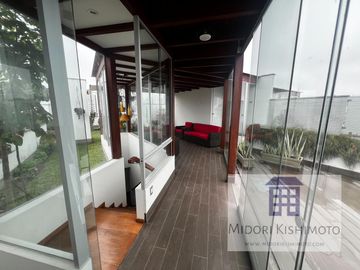 Exclusivo Penthouse con Terraza con Amplio Jardín