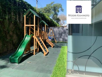 Exclusivo Penthouse con Terraza con Amplio Jardín