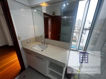 Exclusivo Penthouse con Terraza con Amplio Jardín