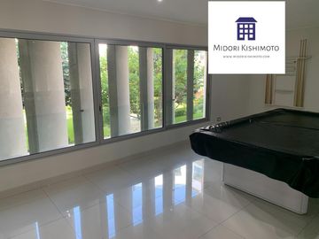 Exclusivo Penthouse con Terraza con Amplio Jardín