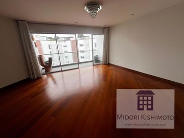 Exclusivo Penthouse con Terraza con Amplio Jardín