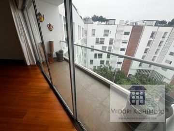 Exclusivo Penthouse con Terraza con Amplio Jardín