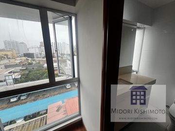 Exclusivo Penthouse con Terraza con Amplio Jardín
