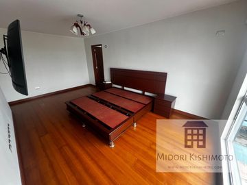Exclusivo Penthouse con Terraza con Amplio Jardín