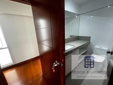 Exclusivo Penthouse con Terraza con Amplio Jardín