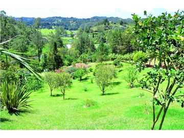 venta o arriendo Casa finca con 700 m2,  en el retiro