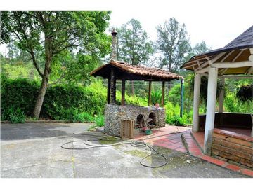 venta o arriendo Casa finca con 700 m2,  en el retiro