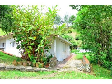 venta o arriendo Casa finca con 700 m2,  en el retiro