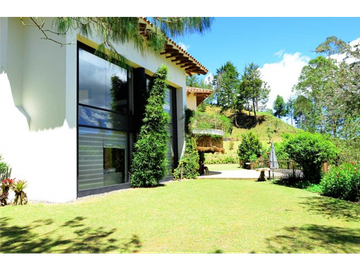 venta o arriendo Casa finca con 700 m2,  en el retiro
