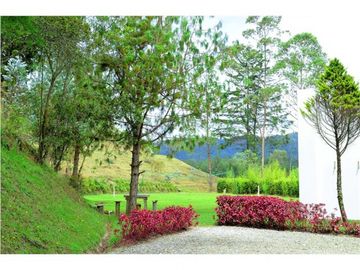 venta o arriendo Casa finca con 700 m2,  en el retiro