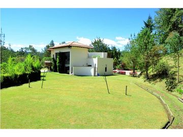 venta o arriendo Casa finca con 700 m2,  en el retiro