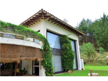 venta o arriendo Casa finca con 700 m2,  en el retiro