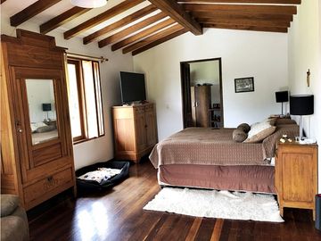 CASA CAMPESTRE EN CONJUNTO CERRADO EN LA VIA SAN ANTONIO LA CEJA.