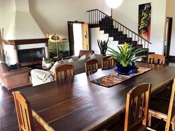 CASA CAMPESTRE EN CONJUNTO CERRADO EN LA VIA SAN ANTONIO LA CEJA.