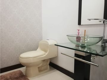 CASA EN EL RETIRO EN CONJUNTO CERRADO