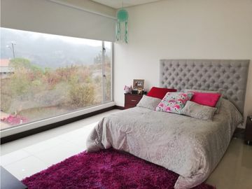 CASA EN EL RETIRO EN CONJUNTO CERRADO